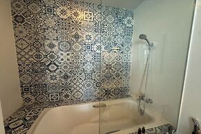 Costa Village Jacuzzi Bangsaray