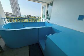 Costa Village Jacuzzi Bangsaray