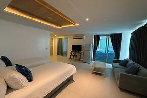 Costa Village Jacuzzi Bangsaray