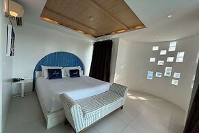 Costa Village Jacuzzi Bangsaray