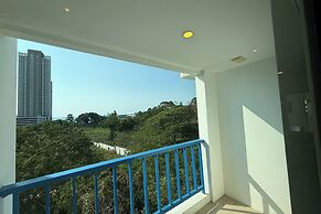 Costa Village Jacuzzi Bangsaray