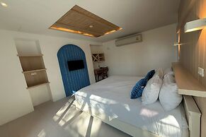Costa Village Jacuzzi Bangsaray