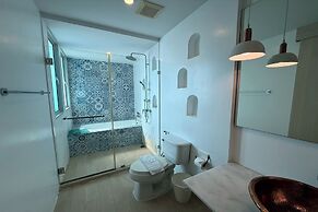 Costa Village Jacuzzi Bangsaray