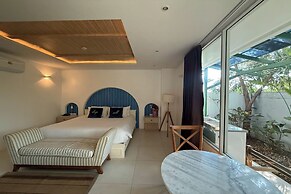 Costa Village Jacuzzi Bangsaray