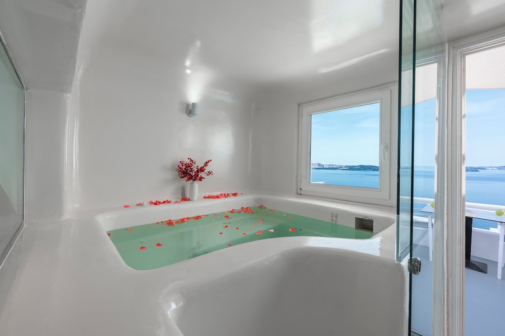 Diamond Luxury Suites Collection