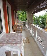 M&E Guesthouse