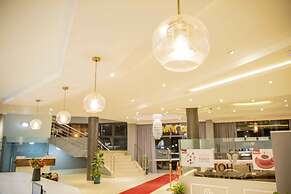 Urban Point Hotel