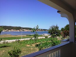 Apartments and Rooms Viskic