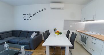 Apartment Oasis