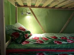 HotelHot Baumanskaya - Hostel