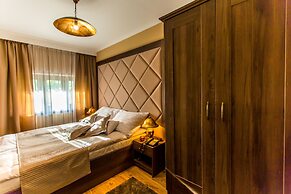 Komló Hotel Gyula