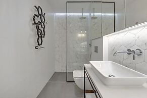 Equus Apartments