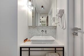 Equus Apartments