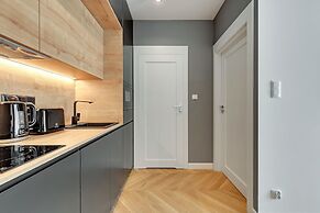 Equus Apartments