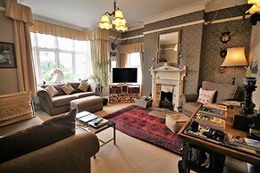 Marston Lodge Hotel