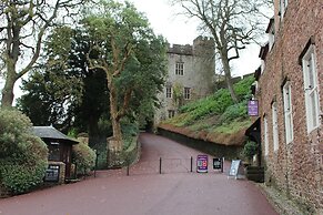 Marston Lodge Hotel