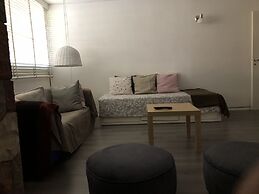 Warm comfortable house great location