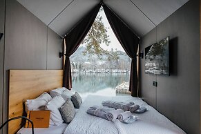 Luxury Glamping Chocolate Village