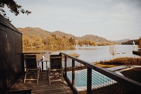 Luxury Glamping Chocolate Village