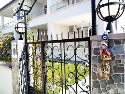 Yazduf Family Homes
