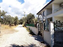 Yazduf Family Homes