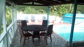 Top View Cabins and Suites