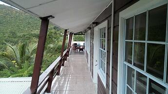 Top View Cabins and Suites