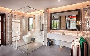 Khanom Beach Resort & Spa