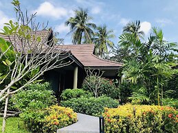 Khanom Beach Resort & Spa