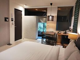 Roppongi Motel