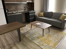 Khall Suite's
