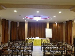 Palm Village Resort