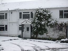 Cwmbach Cottages
