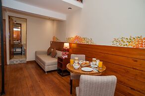 Casa Biru Hotel Boutique