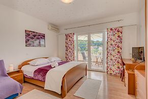 Villa Mili