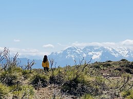 Cabañas entre montañas con tinajas calientes