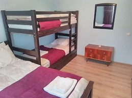 Lutrezi Guest House