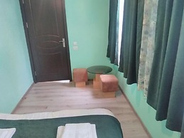 Lutrezi Guest House