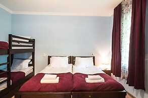 Lutrezi Guest House