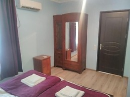 Lutrezi Guest House