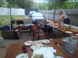 Lutrezi Guest House