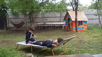 Lutrezi Guest House