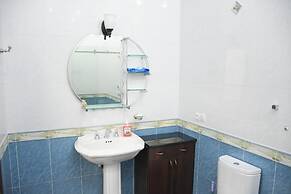 Nurziyo Guest House