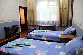 Nurziyo Guest House