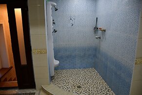 Nurziyo Guest House