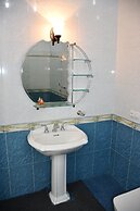 Nurziyo Guest House