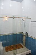 Nurziyo Guest House