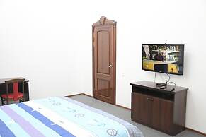 Nurziyo Guest House