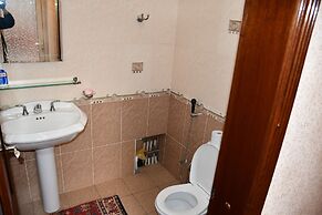 Nurziyo Guest House