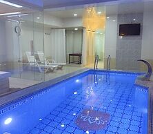 MIRA STAY Hotel